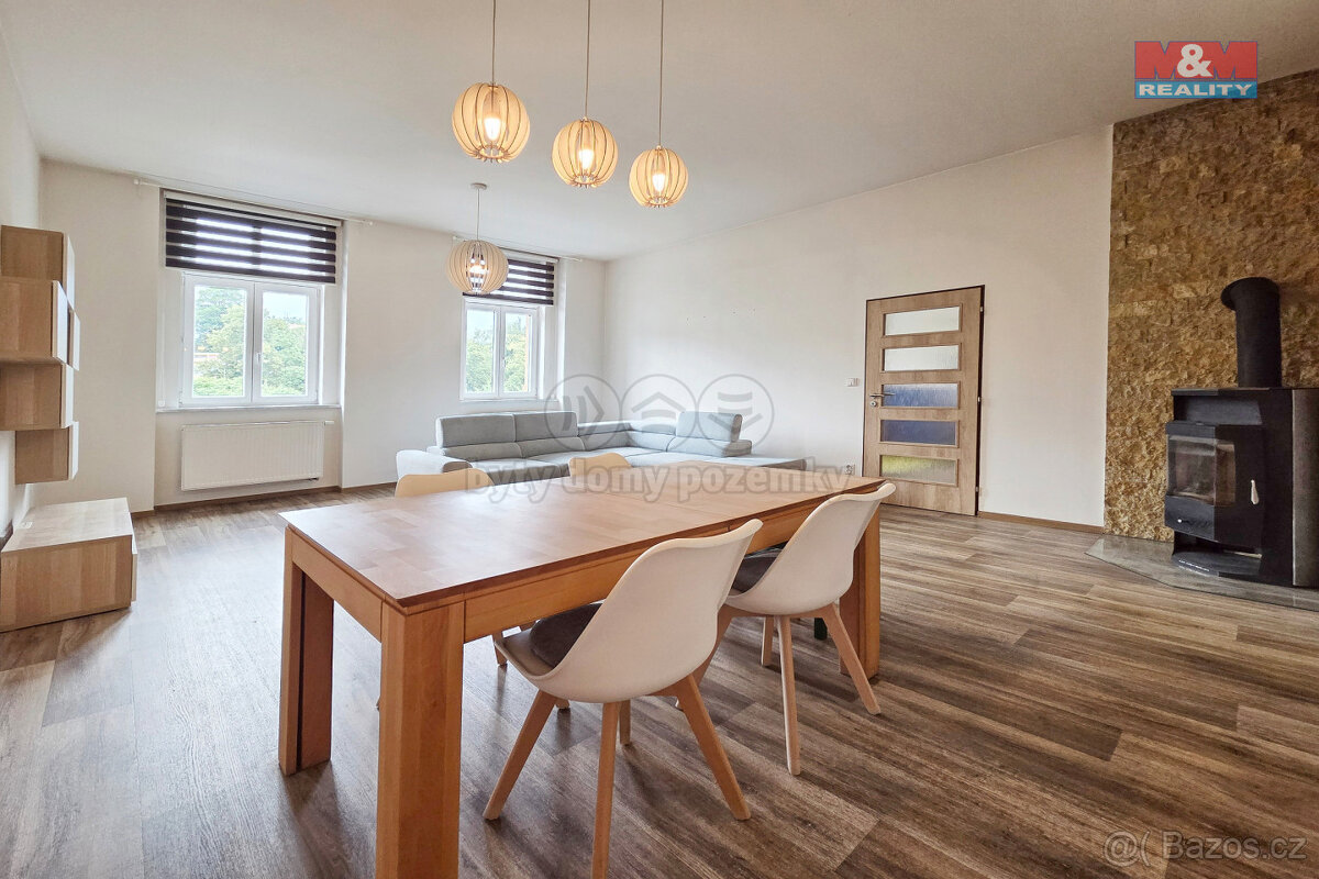 Pronájem bytu 4+1, 117 m², Cheb, ul. Májová