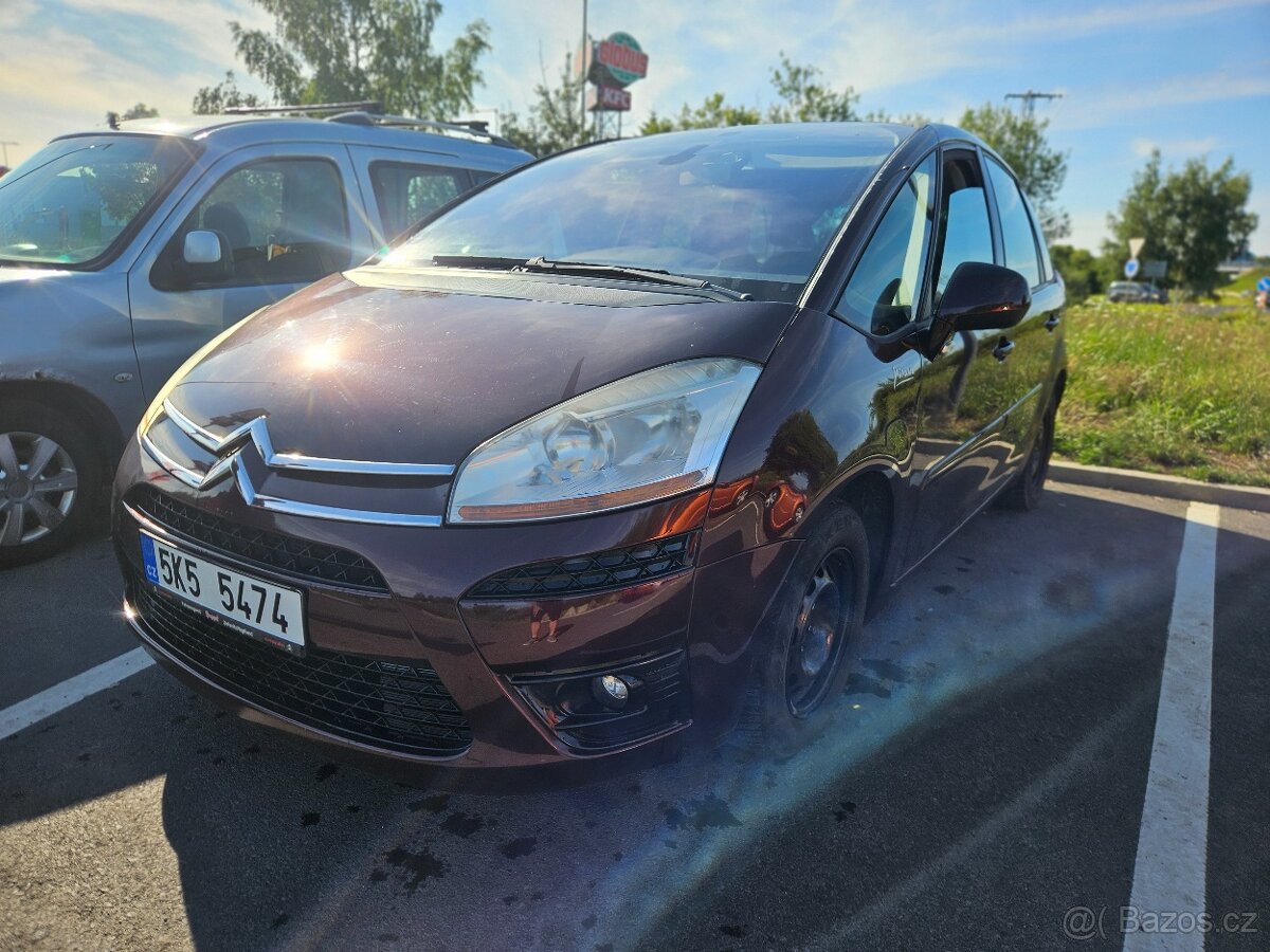 Citroen C4 Grand Picasso 1.6i 16v tažné zařízení