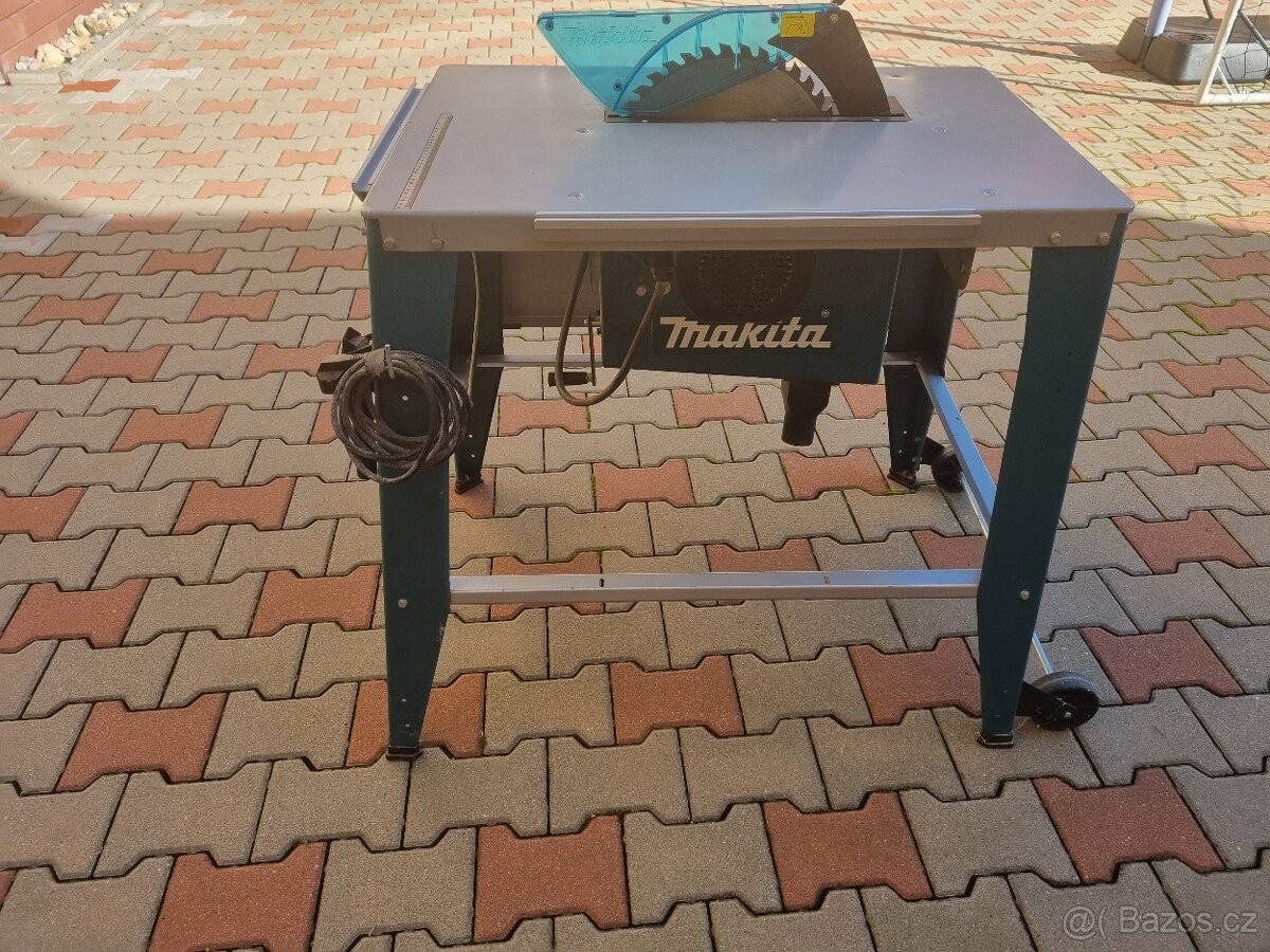 Prodám stolní kotoučovou pilu Makita.