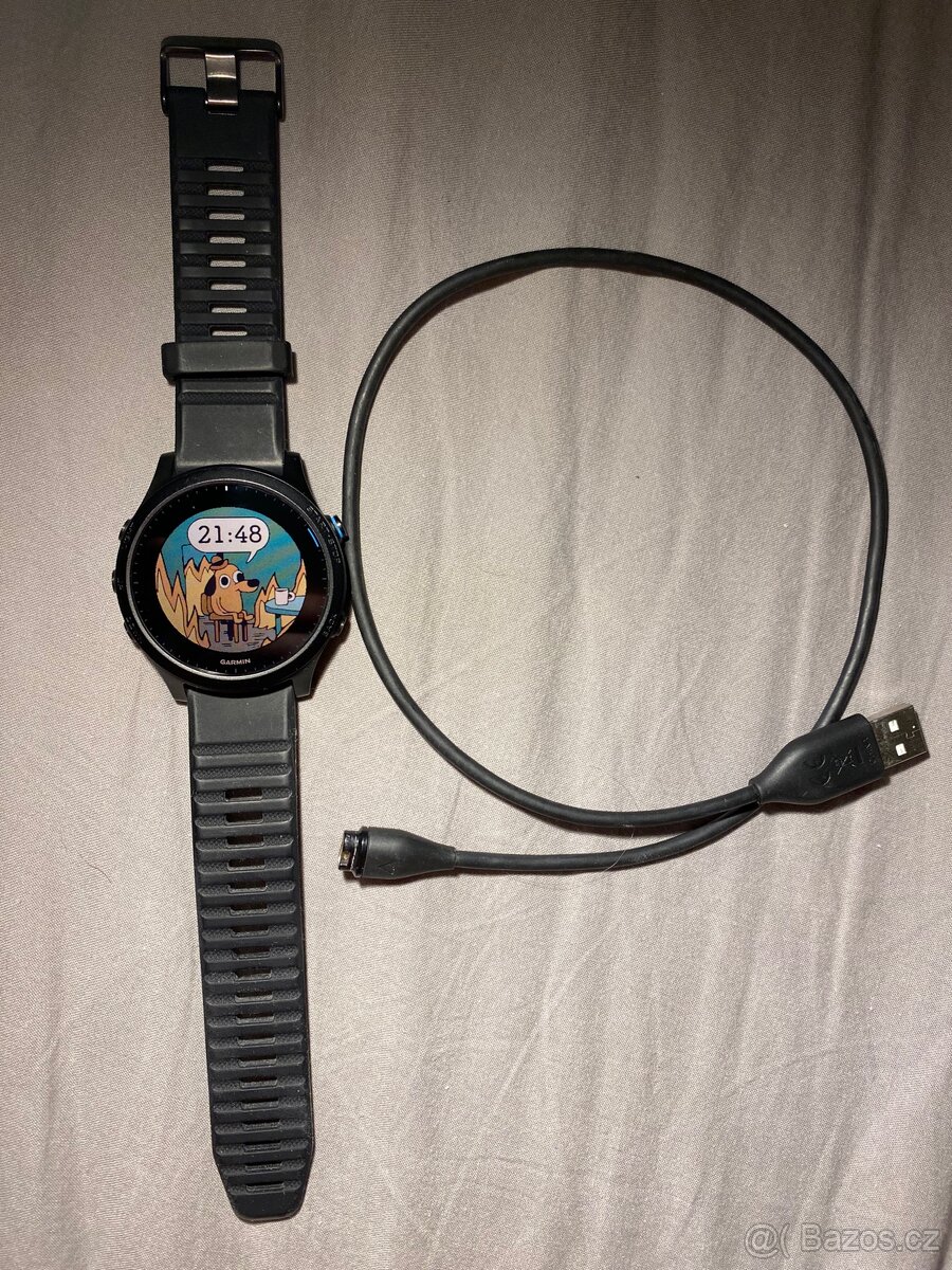 Garmin Forerunner 945 - Perfektní stav