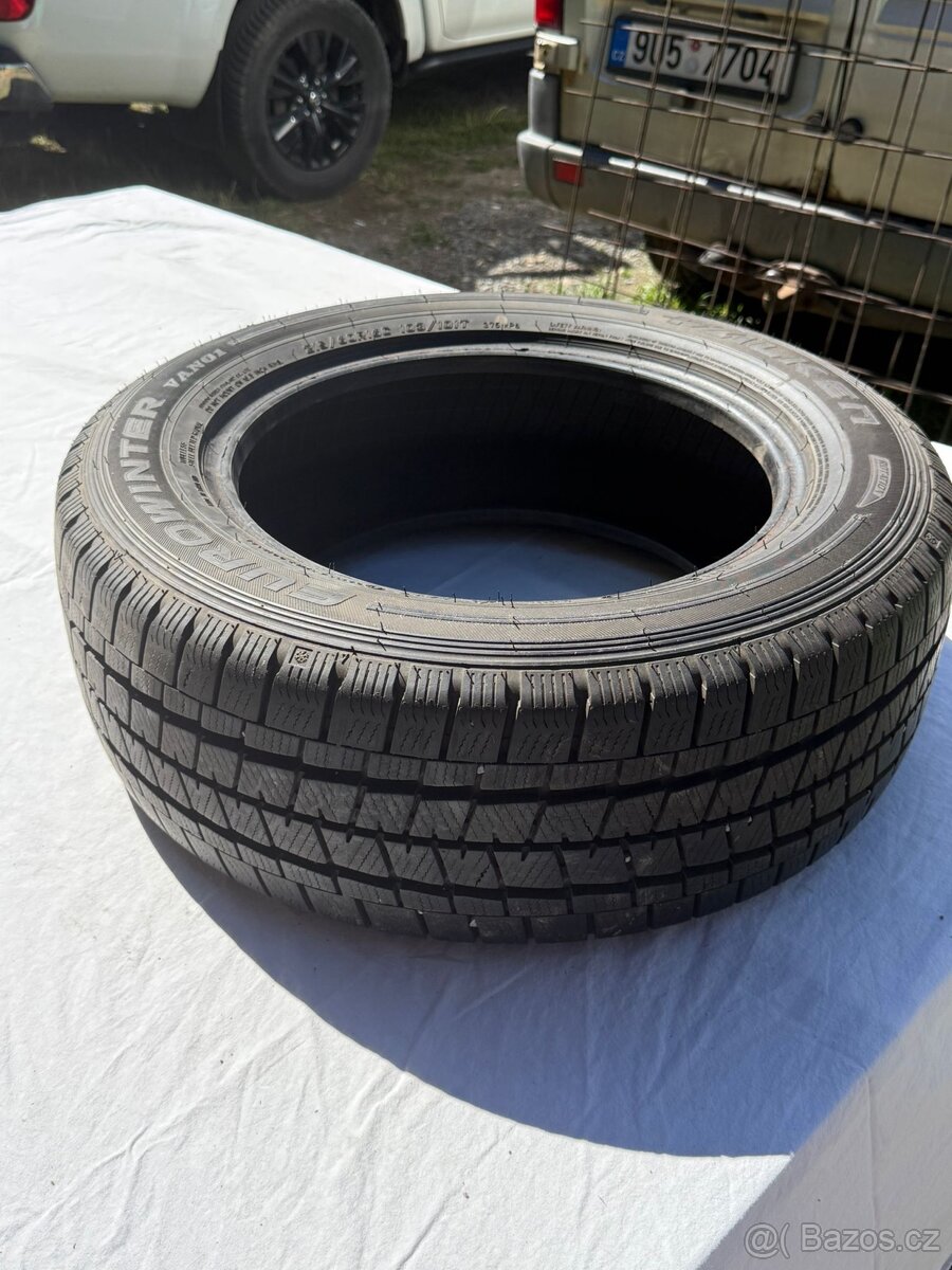 Pneumatiky Falken R16 215/60 M+S