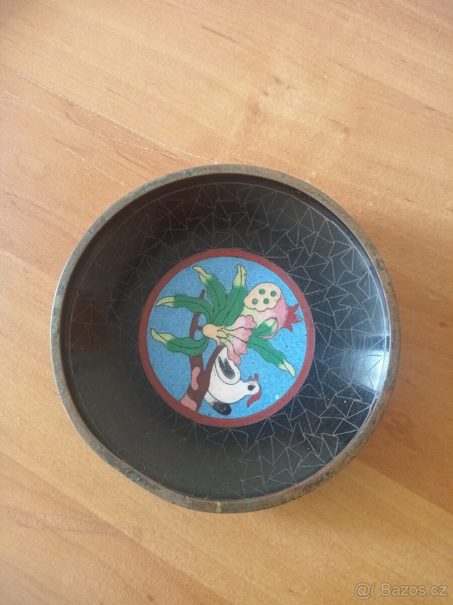 Stará asijská miska