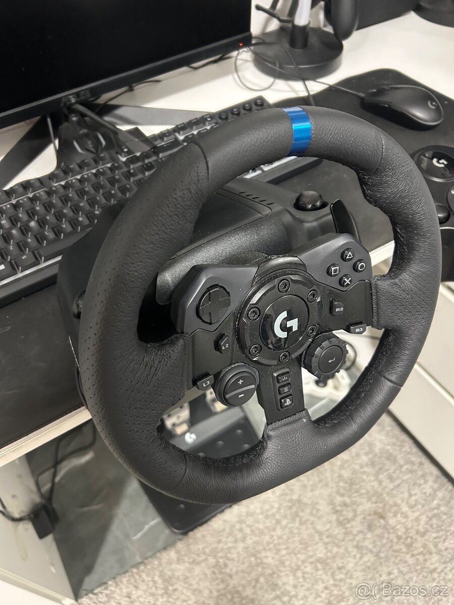 Logitech g923 herní volant a řadící páku logitech
