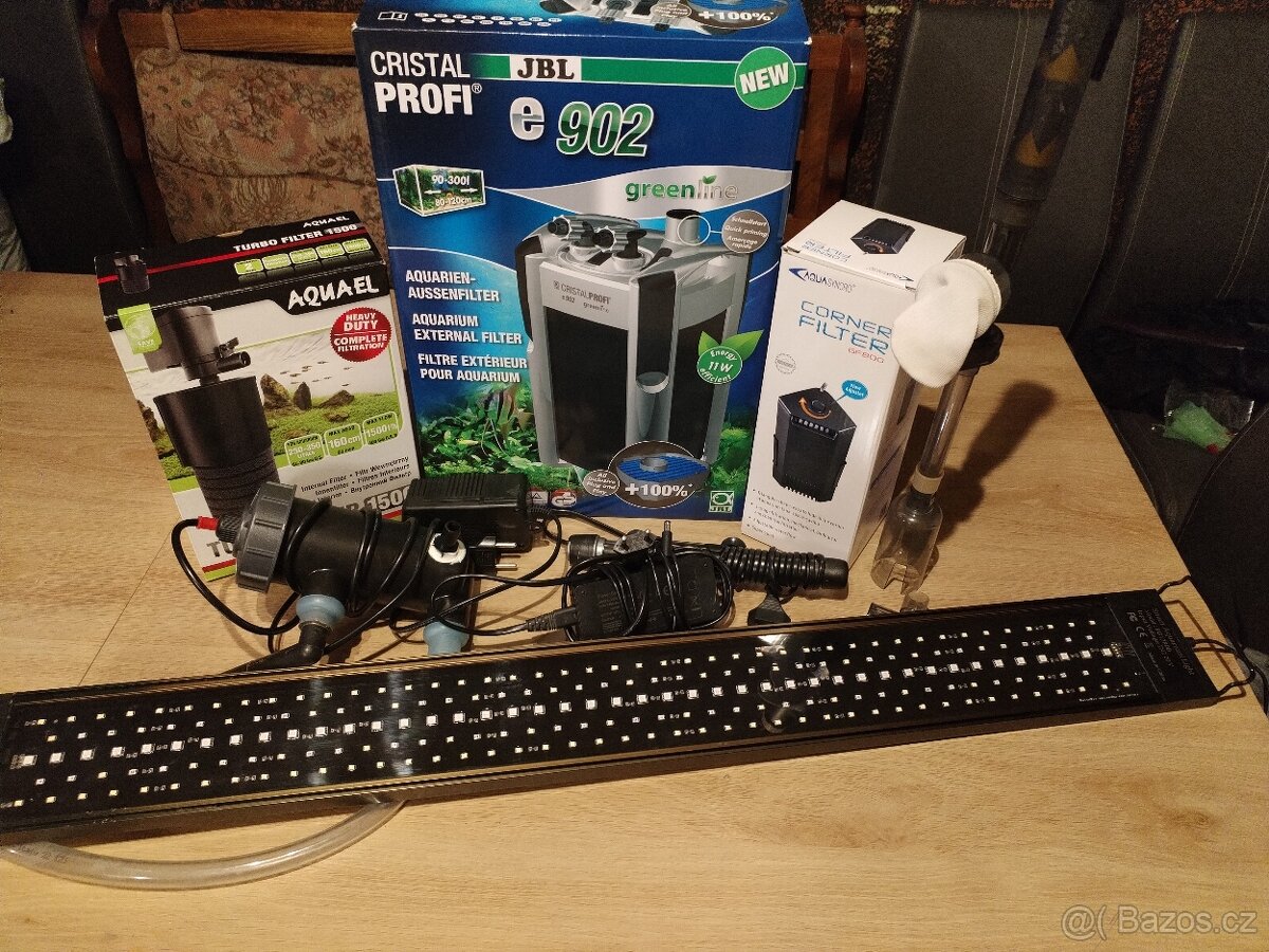 Akvarijní filtrace a příslušenství