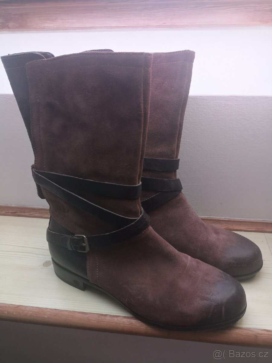 Kozačky UGG vel. 39