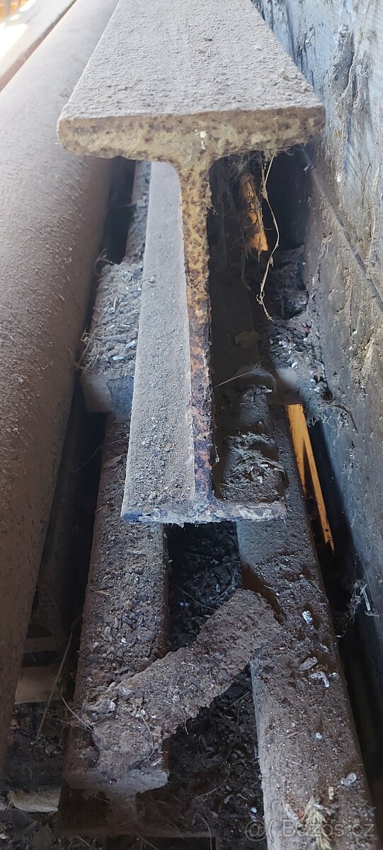 Traverzy, kolejnice, trubka