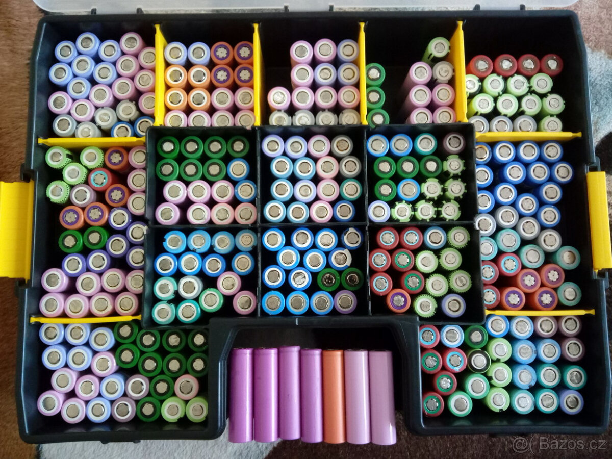 Akumulátory li-ion - měřené články 18650 kapacita 2-2.4Ah