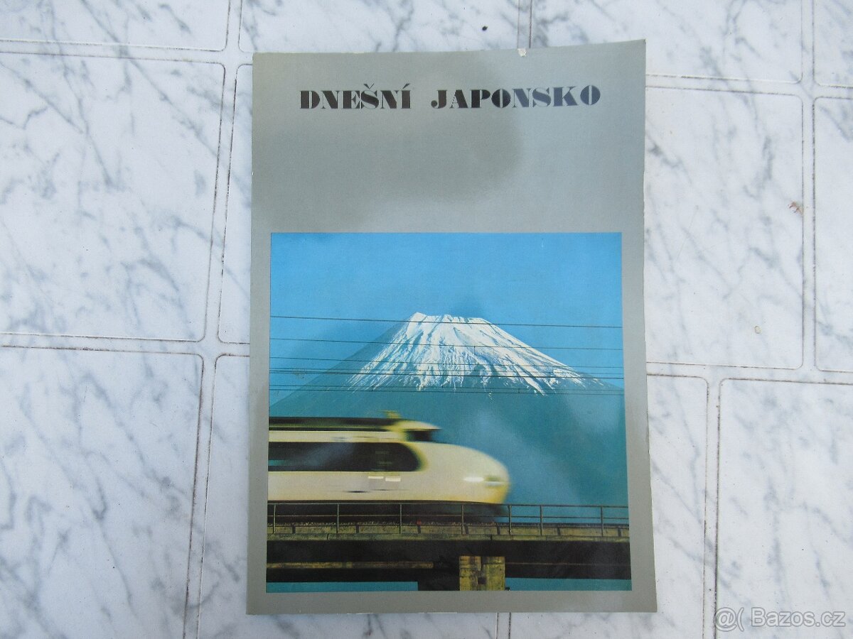 různé  staré knihy