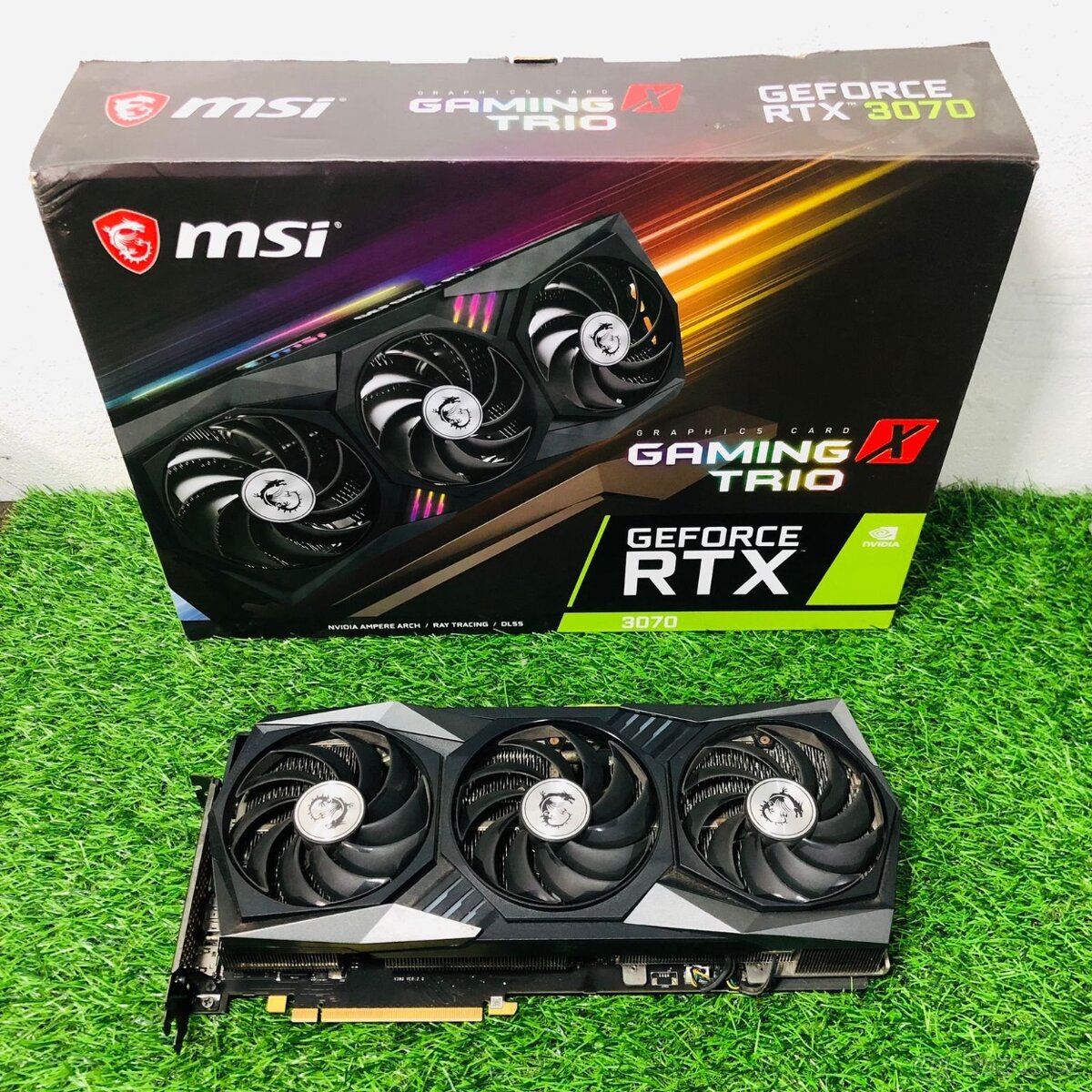 MSI GeForce RTX 3070 GAMING TRIO