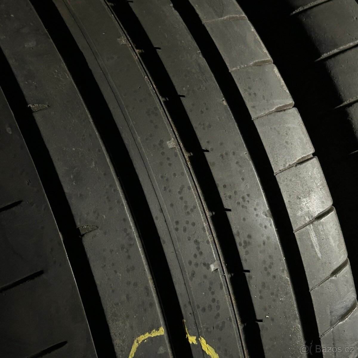 Letní pneu 275/45 R20 110Y Dunlop 4-4,5mm