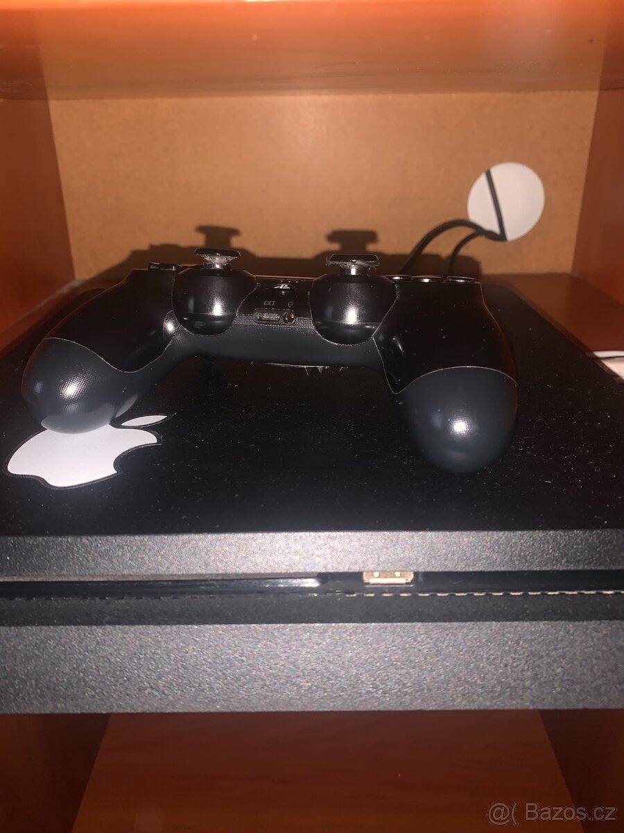Ps4 slim 500gg