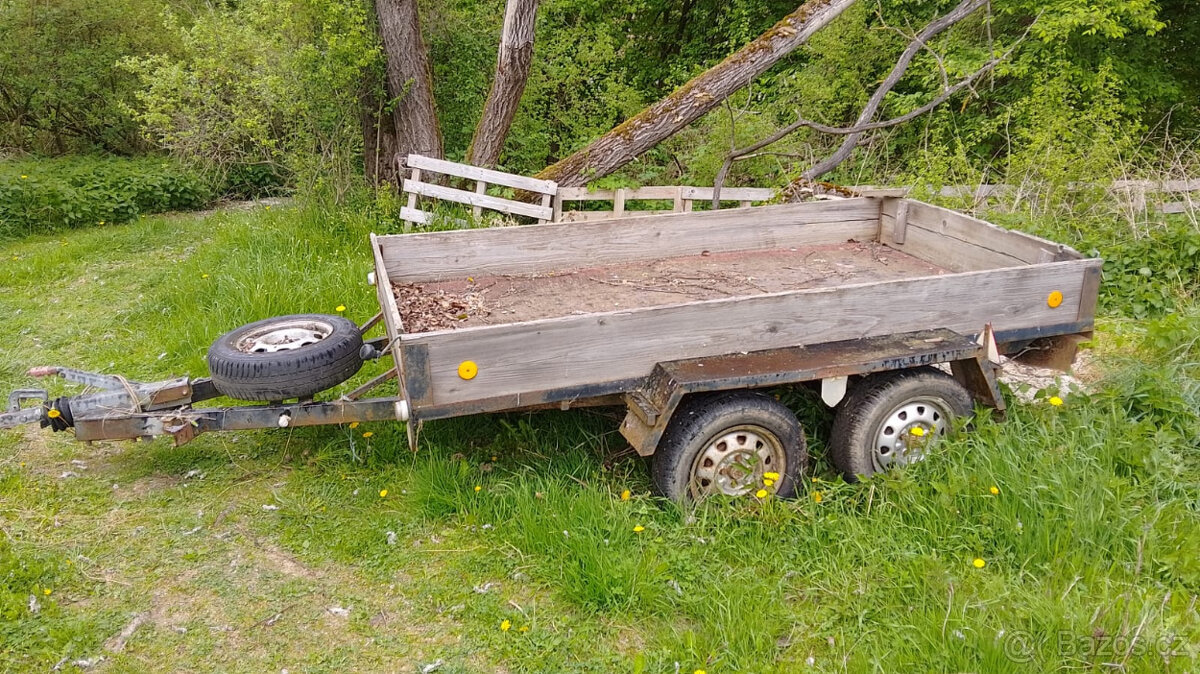 bržděný vozík 1,5 t, RZ, bez technické