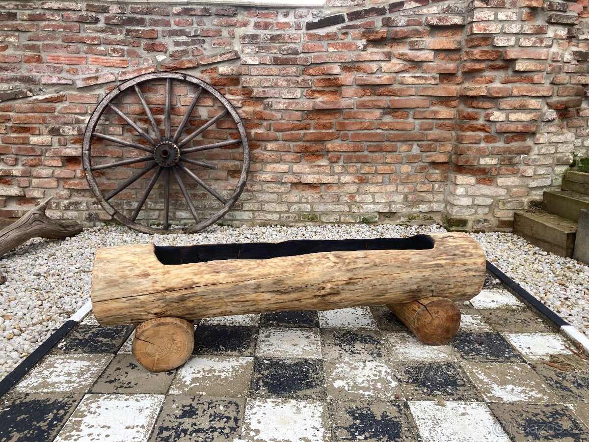 Truhlík na květiny 160cm