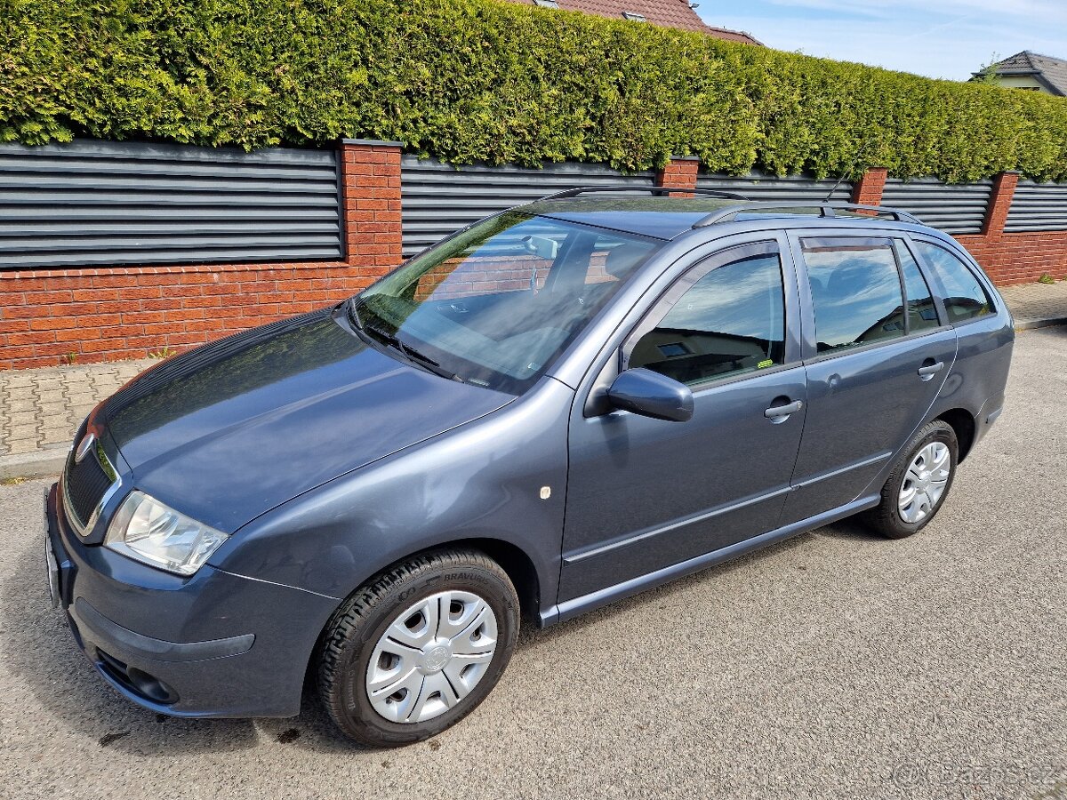 Škoda Fabia 1.2 benzin - nové ČR - 2 majitelka -