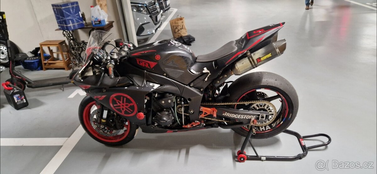 Okruhovka Yamaha R1 r.v. 2012