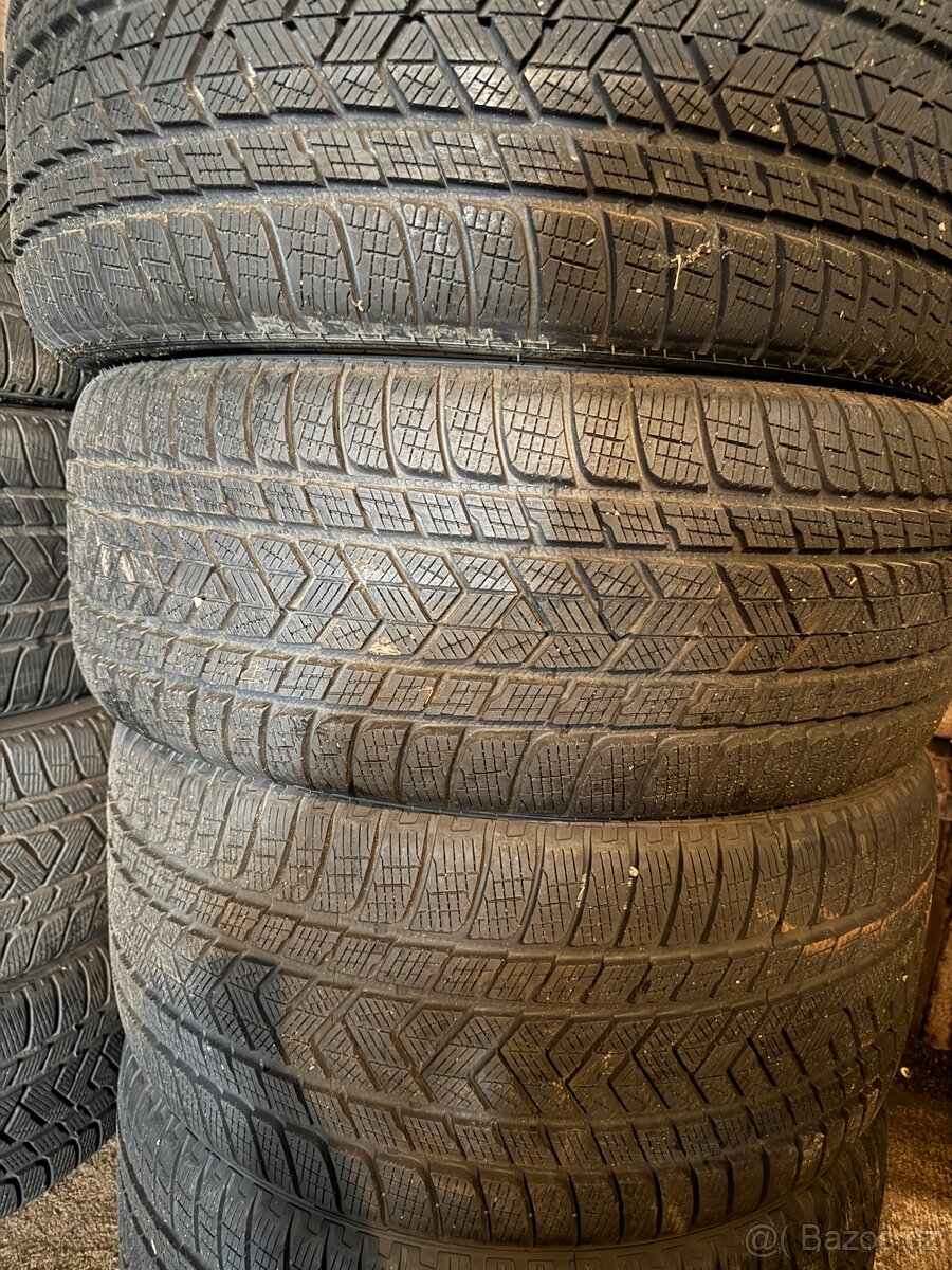 315/40 R21 + 275/45 R21