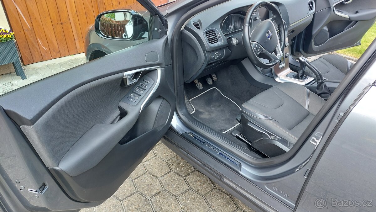 V40 CC D3 110kw