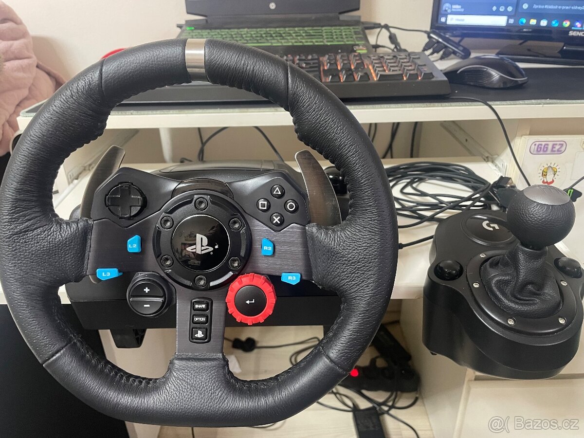 Prodám volant Logitech G29 + řadicí páku Logitech Driving Fo