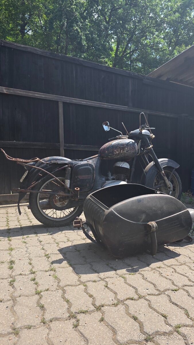 ČZ 175, TYP 450, z roku 1961 včetně vozíku PAV 40