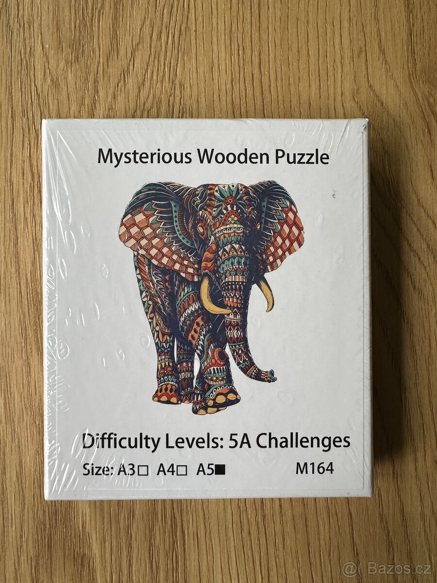 Dřevěné puzzle - slon (velikost S)