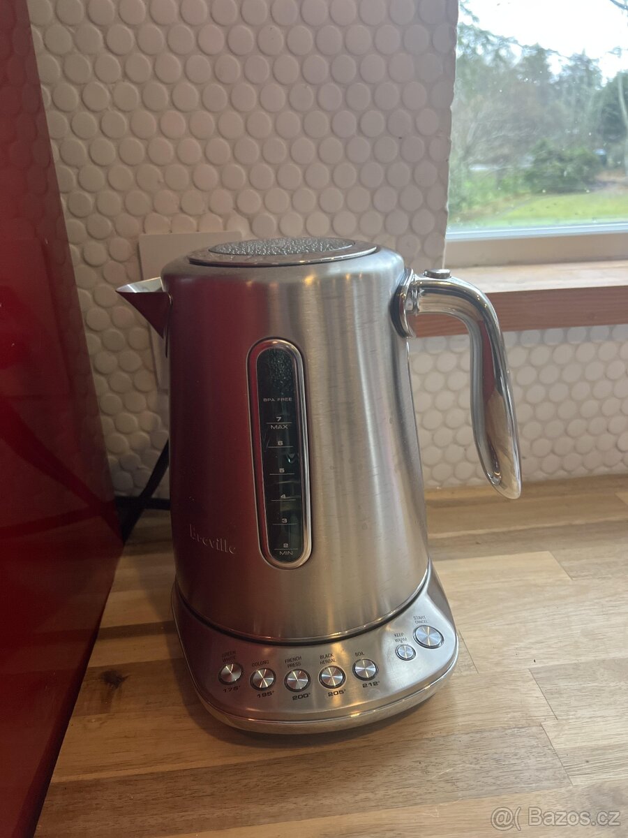Rychlovarná konvice Breville Smart Kettle Luxe
