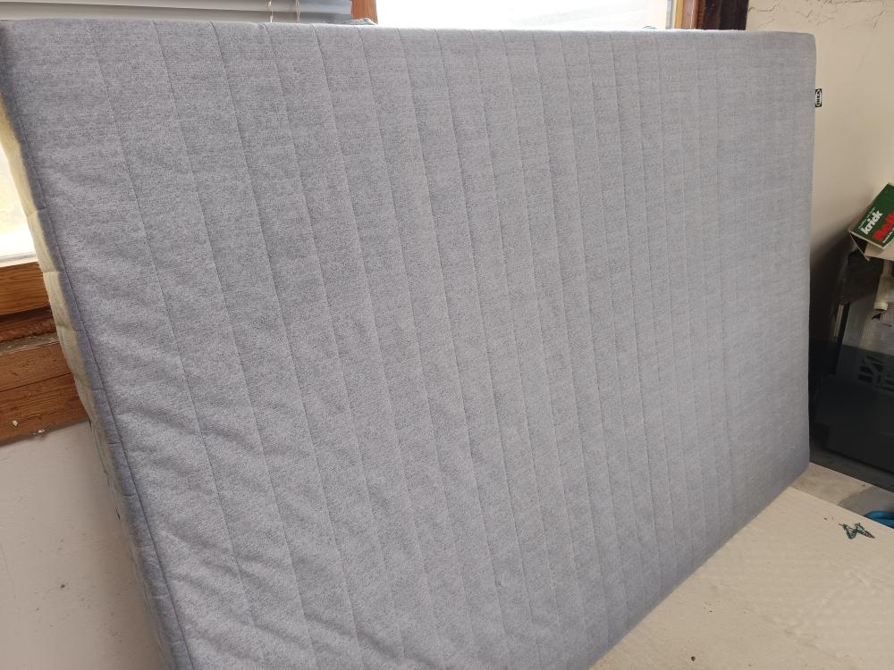 Prodám novou matraci 140x200 výška 16-17cm