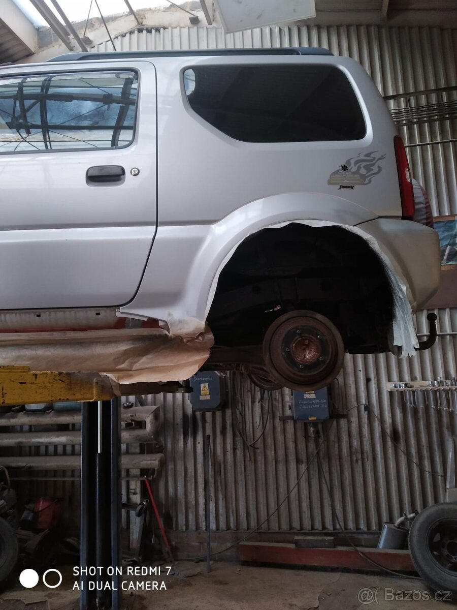 SUZUKI JIMNY 1.3  4X4