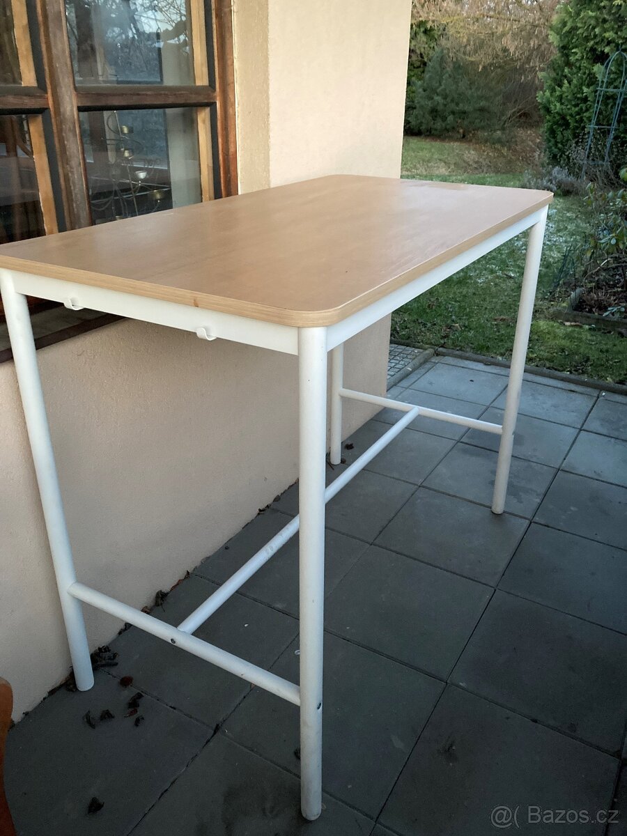 Vysoký stůl IKEA