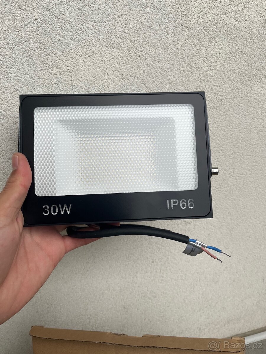 LED Reflektor 30W IP66