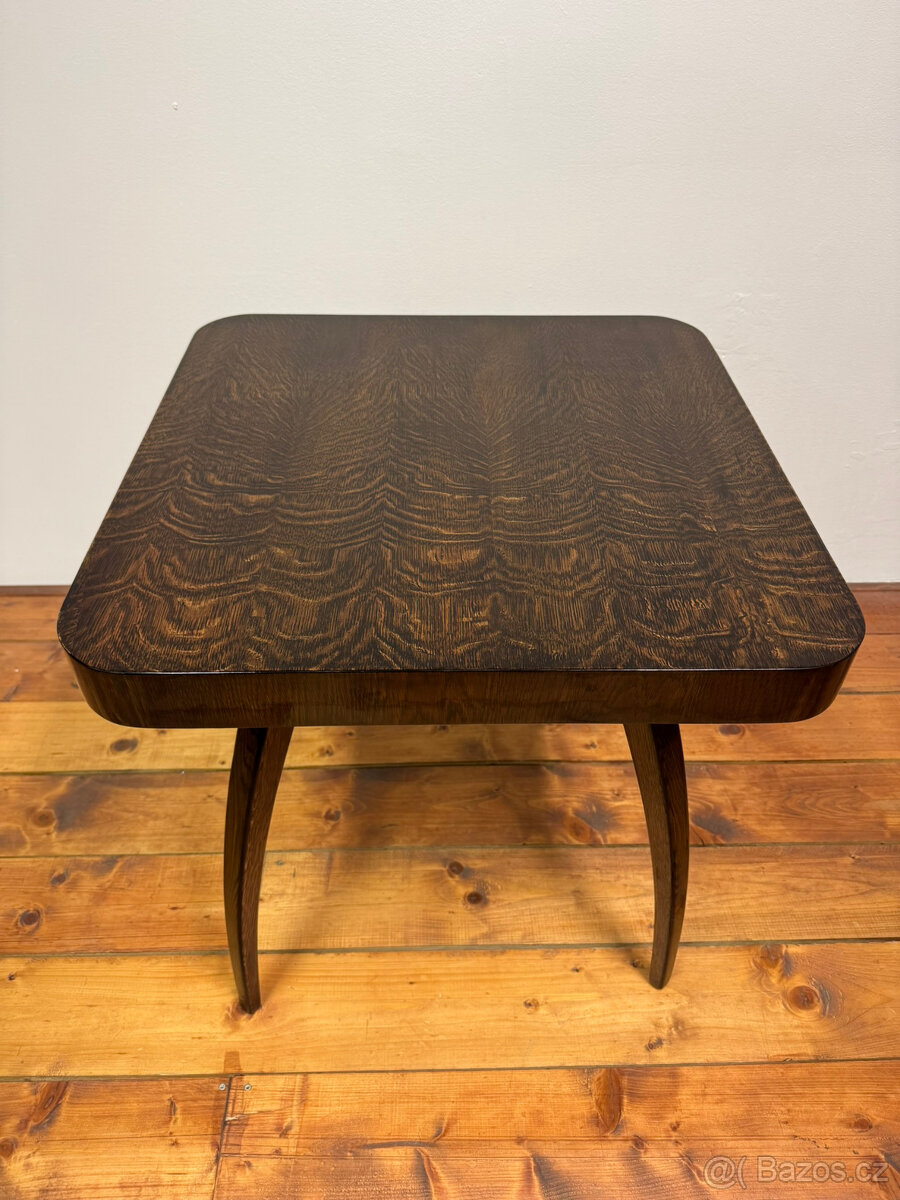 Konferenční stolek Halabala po renovaci - šelak