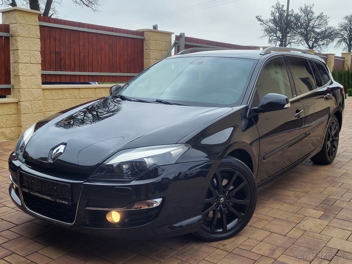 Renault Laguna III 2.0dCi 127kW 4Control - Webasto - 2x sada