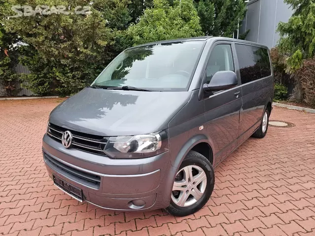 VW Multivan T5 2.0 TDI 103kW,7.sedadel,Webasto,Tažné,Navi,Te
