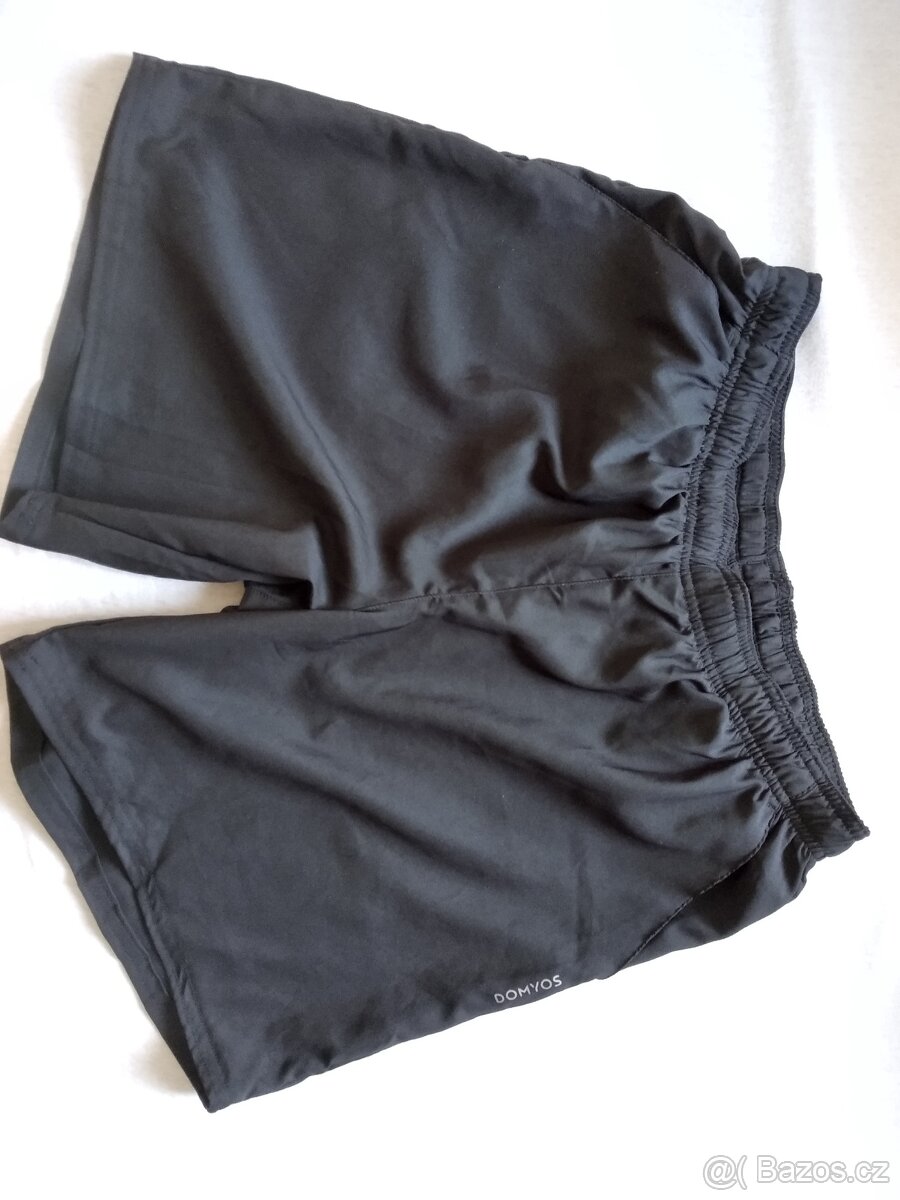 Nové pánské kraťasy Decathlon, černé, vel. M