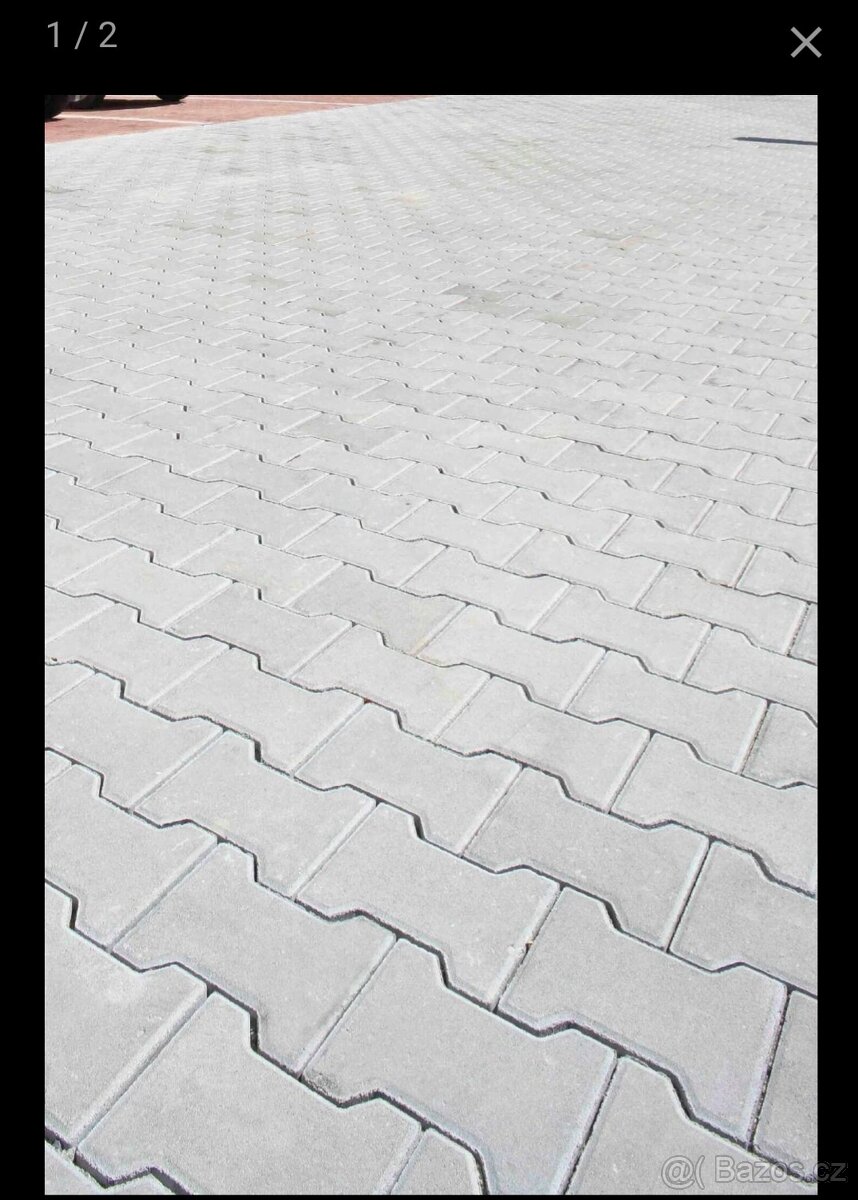 Koupím zamkovo dlažbu tvaru I 8cm výška, cca 10m²