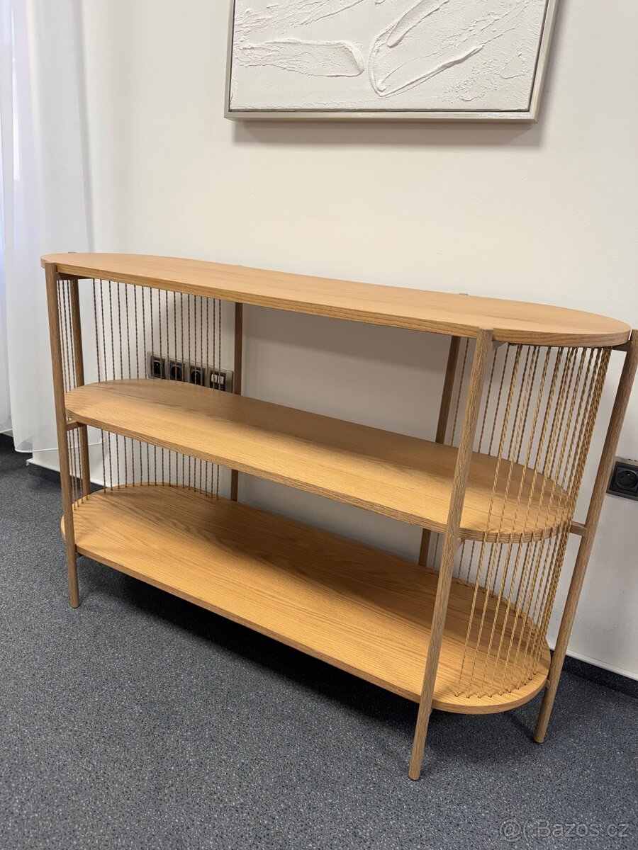 Prodám krásný kus otevřená skřínka JYSK SNESLEV 120 cm