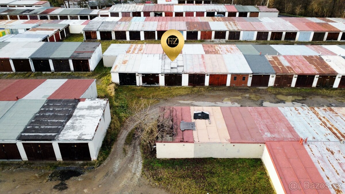 Garáž v Sezimově Ústí II.