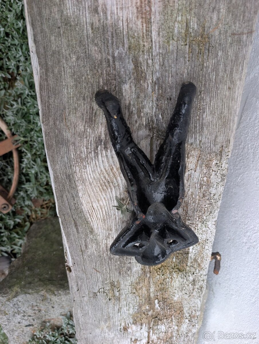 litinova soska dekorace