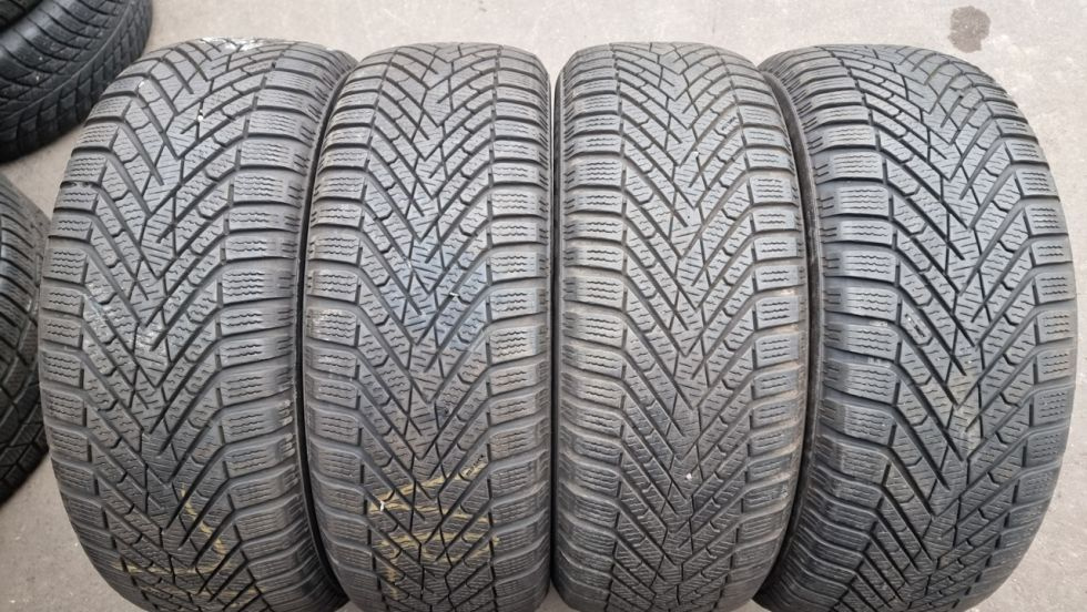 Zimní pneu 205/55/16 Pirelli