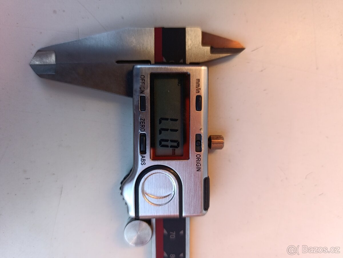 Digitální posuvné měřídlo