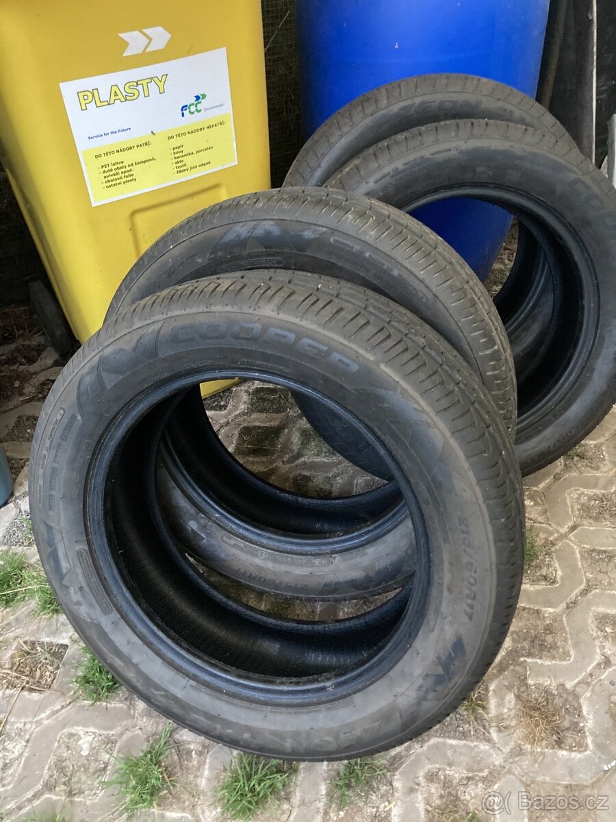 letní pneu Cooper 215x60x17, vzorek 8mm