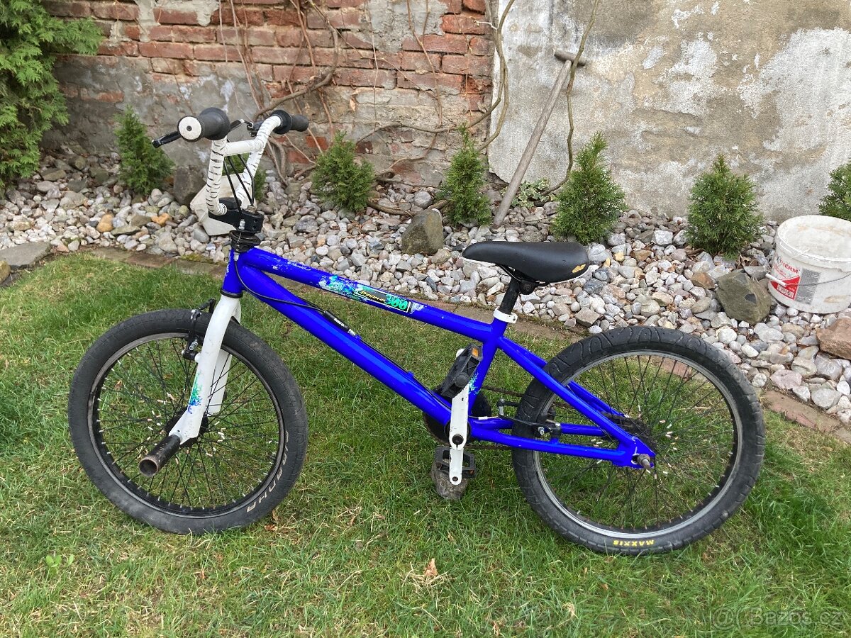 BMX kolo Piranha 300