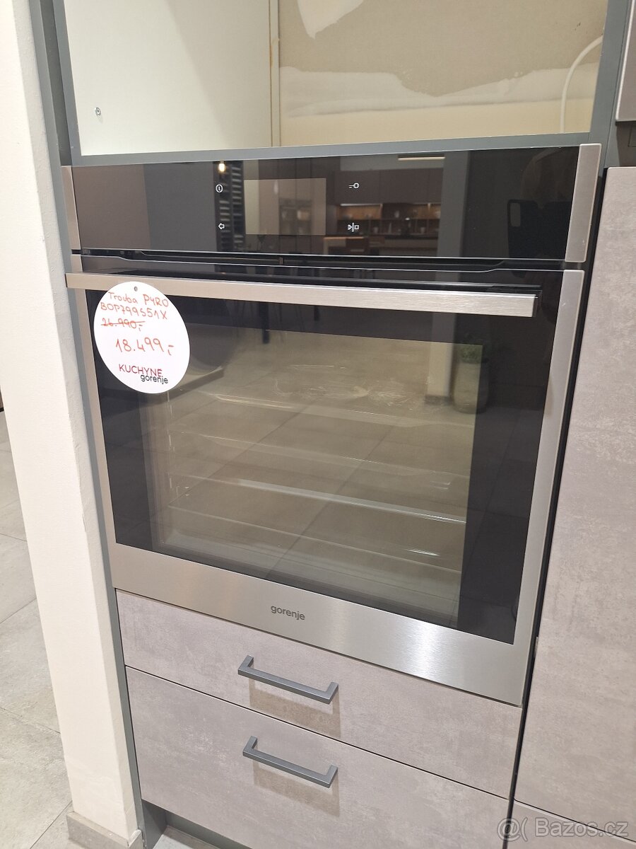 Vestavná multifunkční trouba Gorenje BOP799S51X