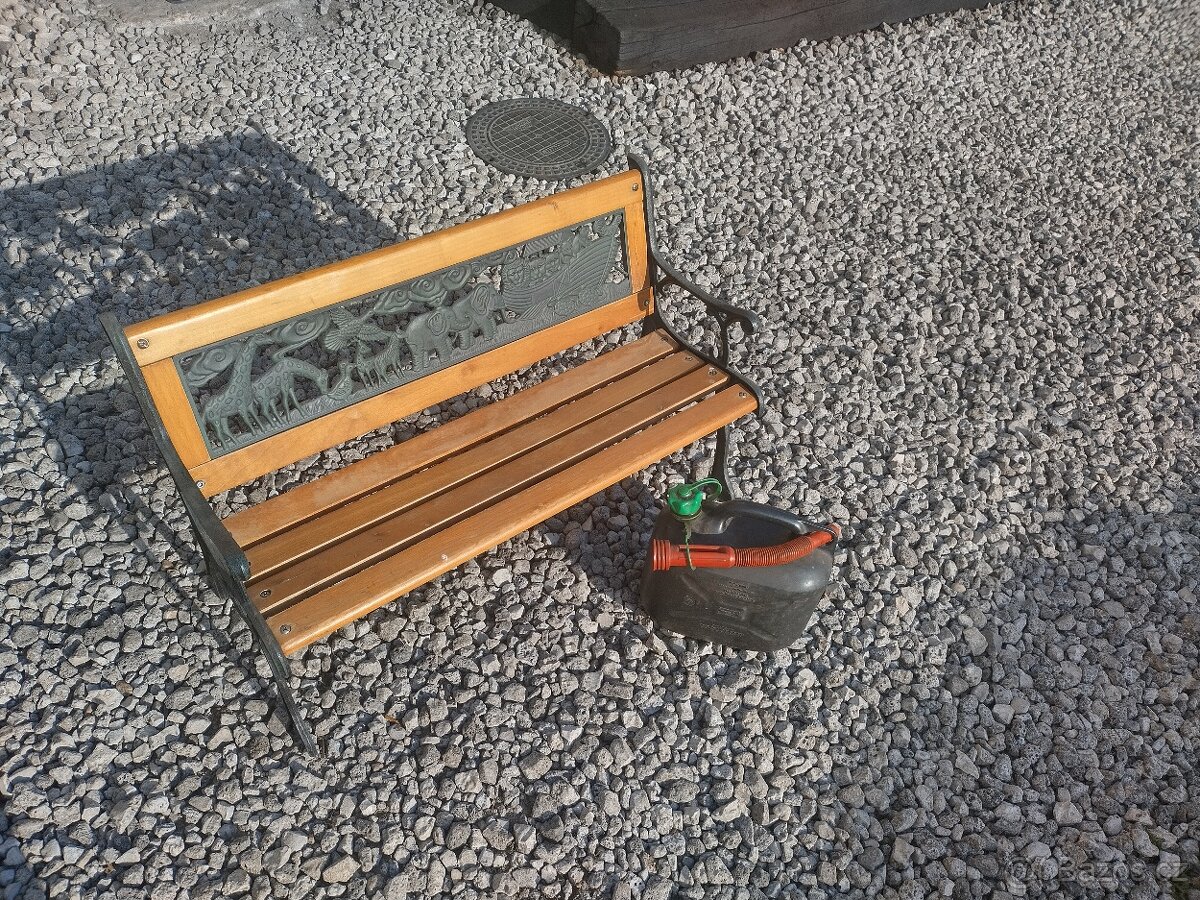 Prodám dětskou lavičku