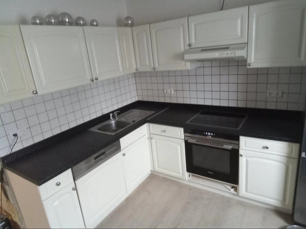Kuchyňská linka bez spotřebičů, 3227