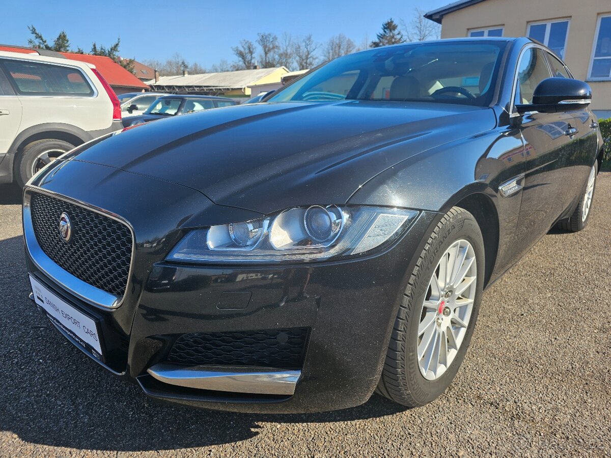 JAGUAR XF 2019 2.0 25D 177kW SEDAN,VÝHŘEVY,KŮŽE,NAVI
