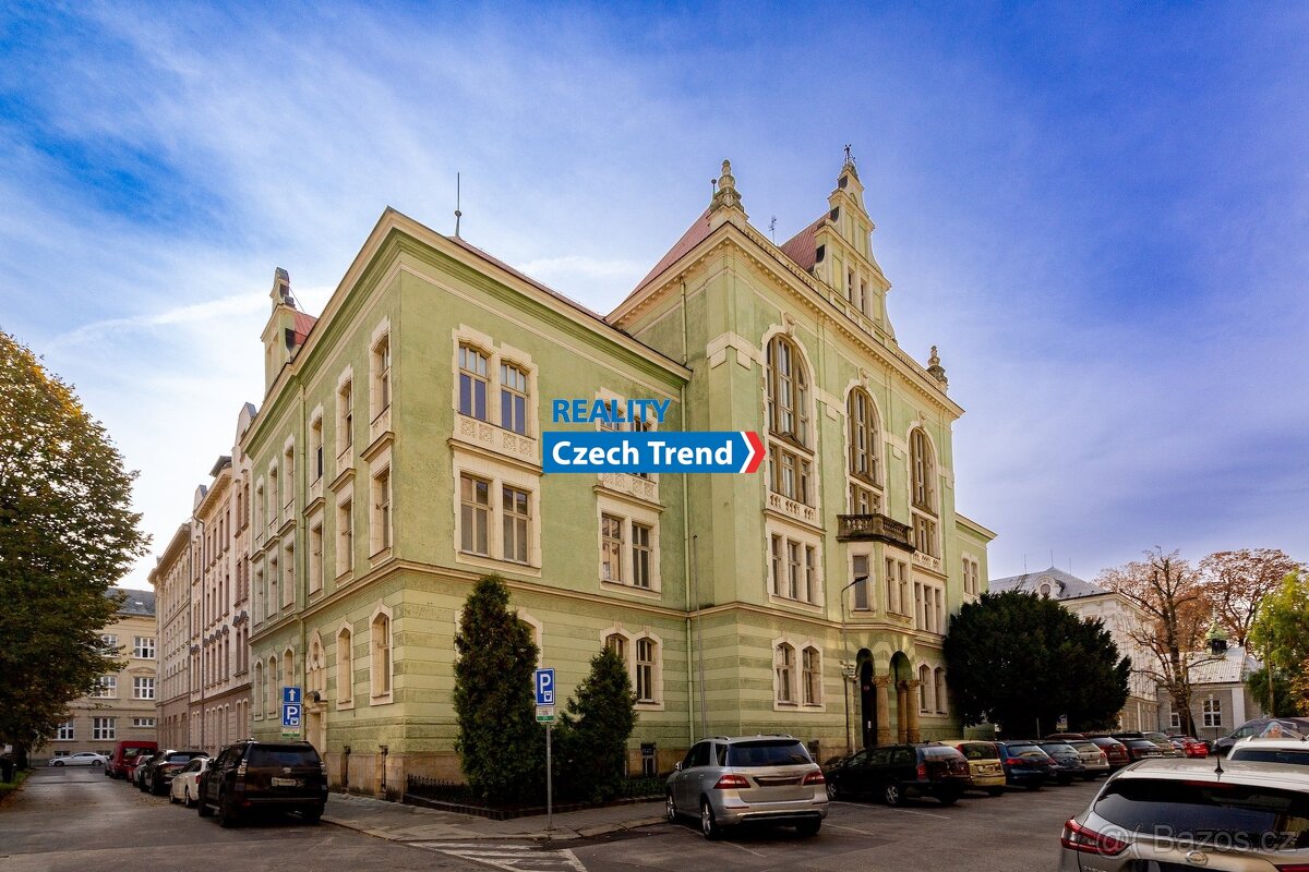 Prodej Paláce Bohemia, 2 762 m2, Kollárovo nám., Olomouc
