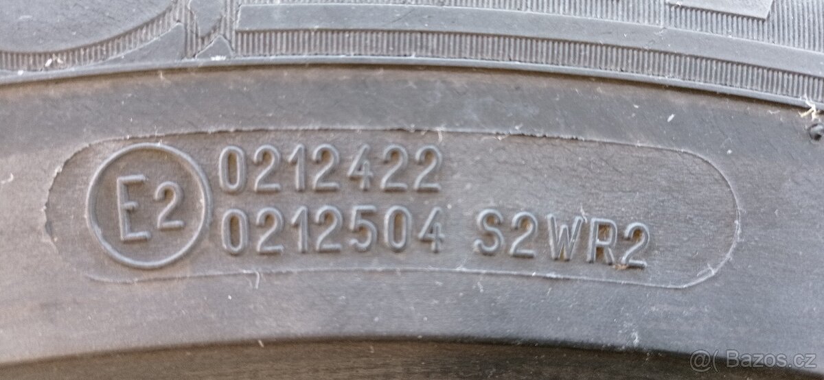 Letní pneu 315/60 R17 Michelin