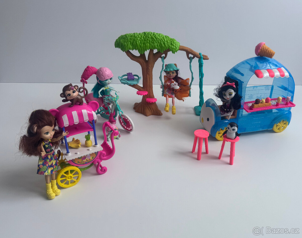 Mix Enchantimals vozík, hřiště, tříkolka + 4 panenky