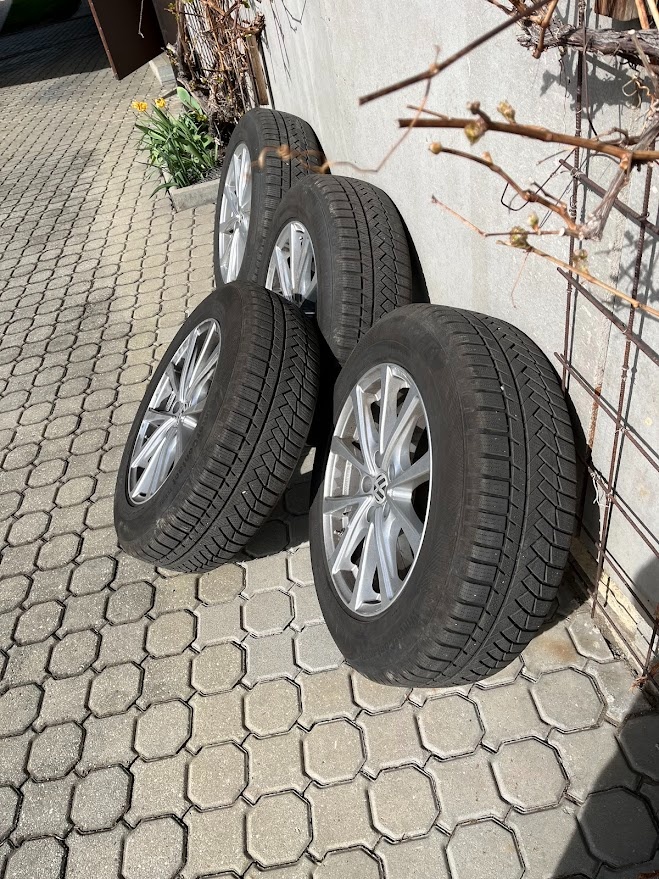 Prodám kompletní zimní kola na volkswagen Tiguan.