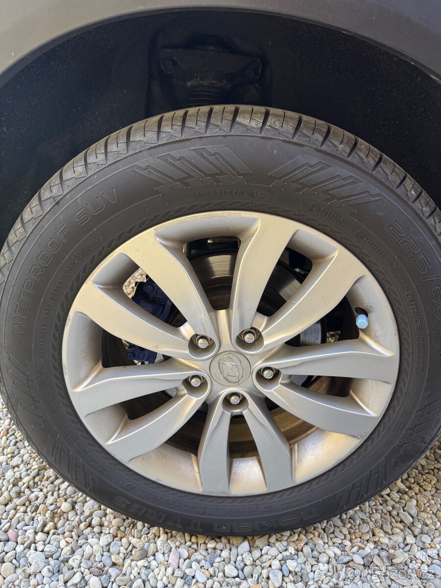 Hyundai - sada litých kol + letní pneu